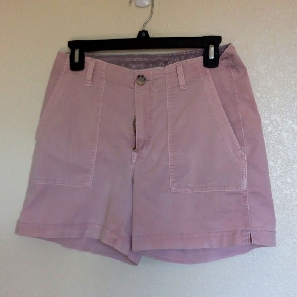 Maunces short shorts color mauve size 6 cotton spandex like new